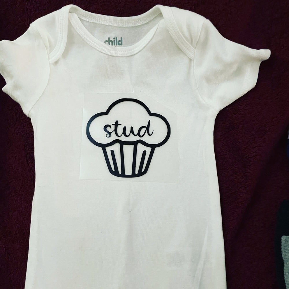🎉Host Pick🎉Stud muffin onesie NWOT